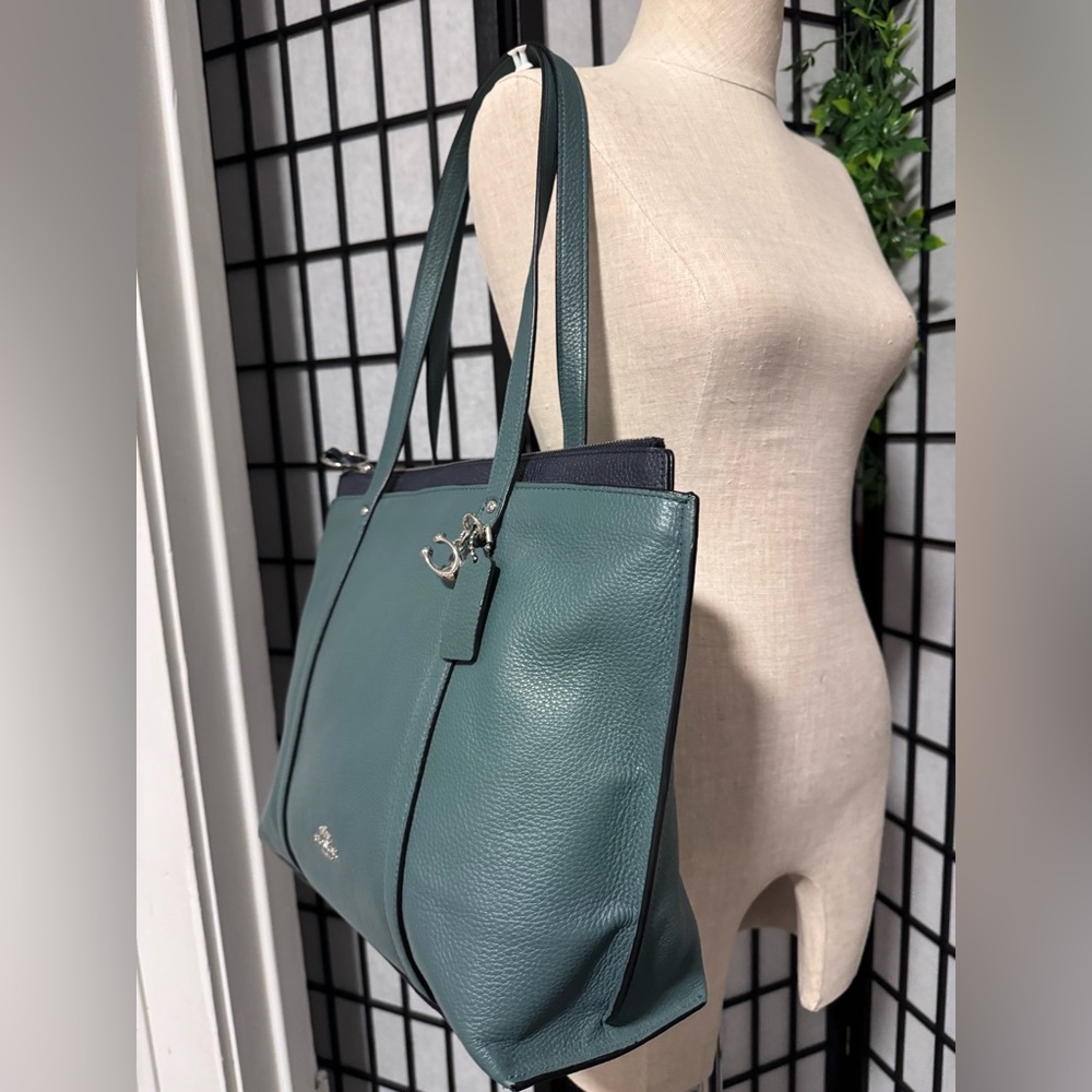 Coach Green Leather shoulder Tote Bag May - Picture 3 of 12